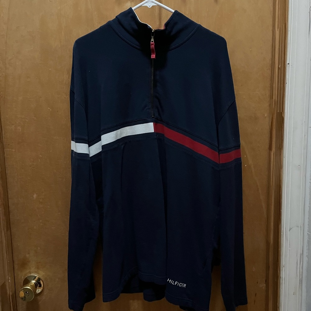 Tommy Hilfiger sweater